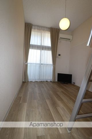 2nd.の内装写真