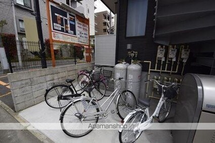 クレメント船橋[1R/22.54m2]の駐車場