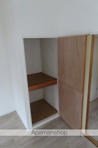 クイーンズ中広の内装写真