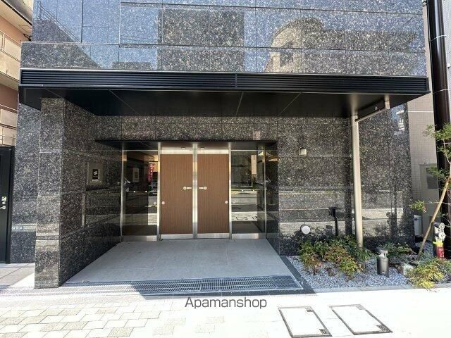 コンシェリア東京 HIGASHIJUJO RESIDENCEの玄関写真