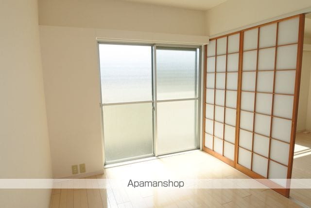 ブリックマンションB棟の内装写真