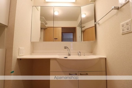 カーサ　セグーラ[1LDK/46.81m2]の洗面所