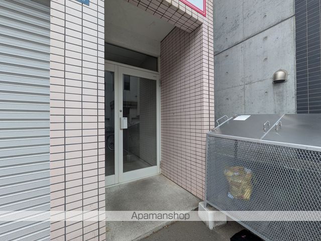 ラシュレ東札幌の玄関写真