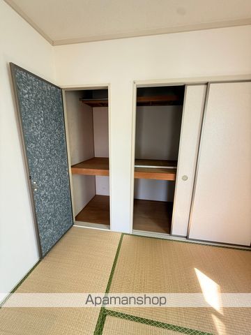 リバーハイツ鶴ケ峯B棟の内装写真