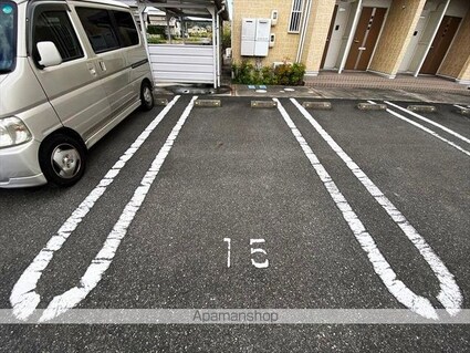 カシータ殿畑[2LDK/59.19m2]の駐車場