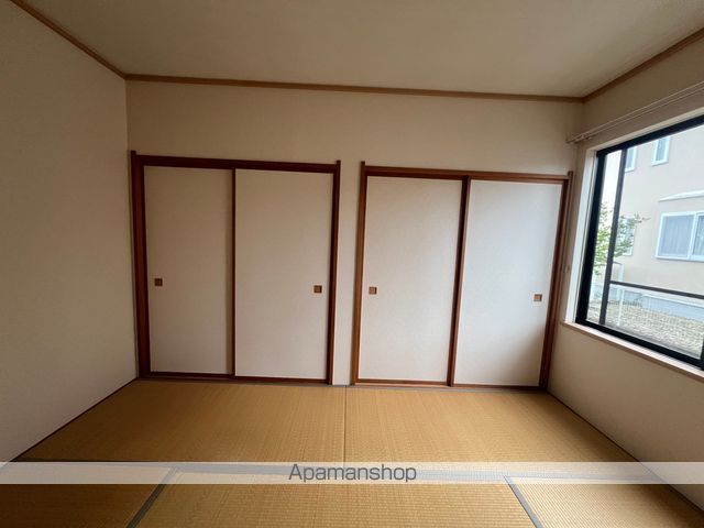 フォアセイルズの内装写真