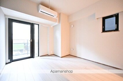 ＧＲＡＮＳＩＴＥ　ＮＡＫＡＭＥＧＵＲＯ[1K/25.44m2]のリビング・居間