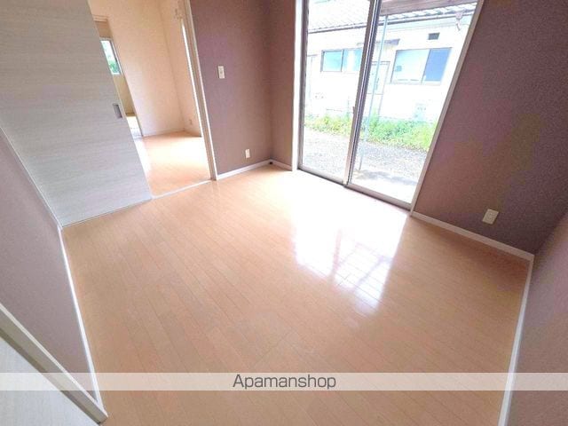 都城市 1階建 築11年の内装写真
