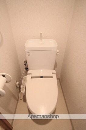 フォルテ山越[1K/32.42m2]のトイレ