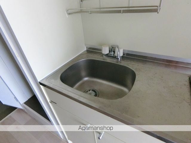 ヴィラ田辺2号館の内装写真