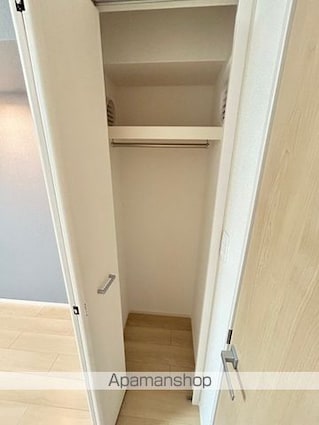サニーサイド・レオ[1K/27.02m2]の収納