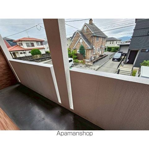 シャトル中島の内装写真