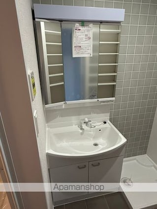 Ｕｎｊｏｉｒ[3LDK/72.25m2]の洗面所