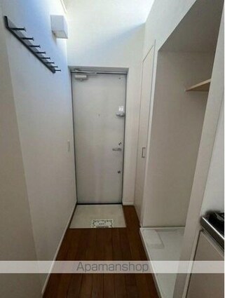 東京都新宿区北新宿３丁目[1R/15.9m2]の玄関