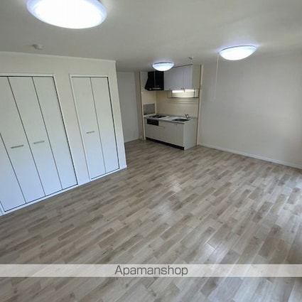 Ｌｉｍｐｉａコーポ・ウエスト[2LDK/48.6m2]のリビング・居間