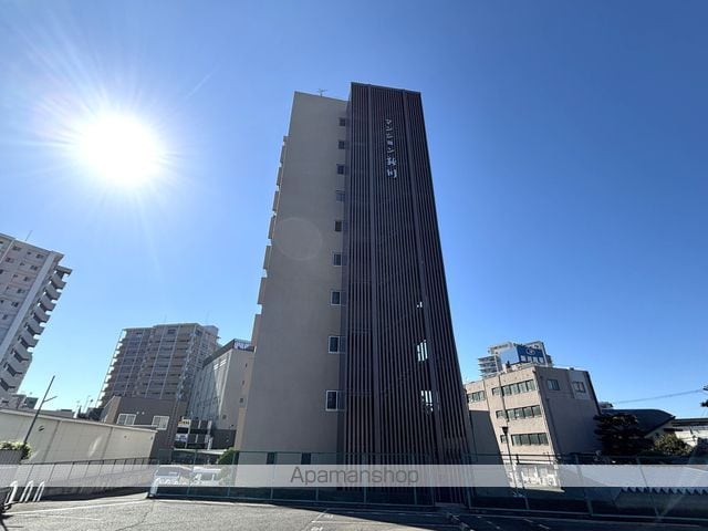 マンション新川の外観写真