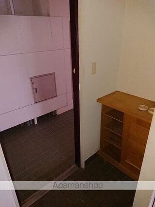 福島県福島市鳥谷野字日野[1K/29.7m2]の玄関