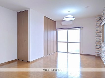 メゾンドシャルマン宝[1R/34.8m2]のリビング・居間