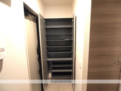 ＣｏｕＲ１８高宮Ｅ[1LDK/41.94m2]の玄関