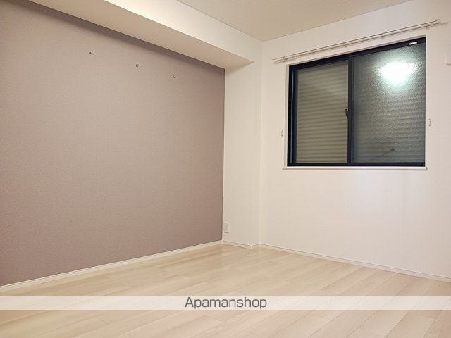 apartment 群馬県館林市南美園町19-11
地図を見る