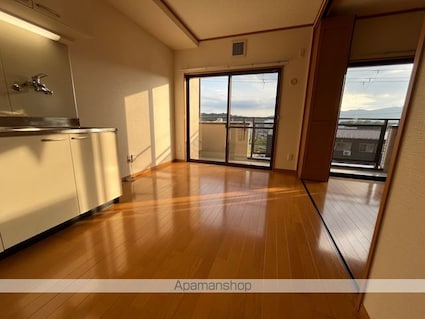 滋賀県甲賀市水口町的場[3DK/56.07m2]のリビング・居間