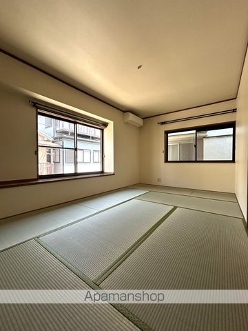 南海電鉄南海本線 春木駅 徒歩16分 2階建 築30年の内装写真