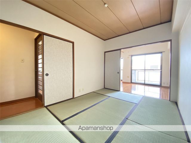 UCレジデンス小沢町の内装写真
