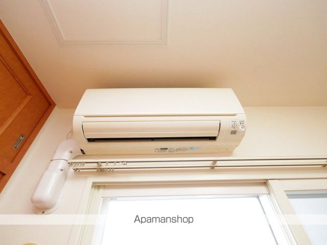 CANVASSすすきのの内装写真