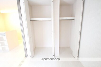 ビューメゾン[2LDK/48.23m2]の収納