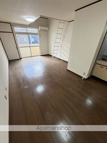 パレーシャル生駒8の内装写真