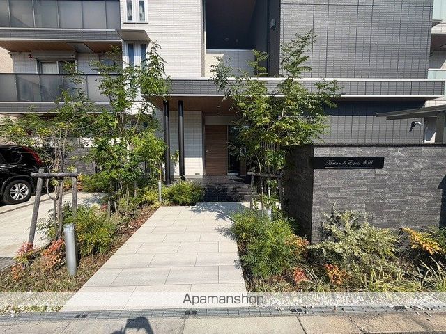 MAISON DE ESPOIR 永田の玄関写真