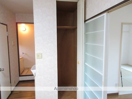 サンライフシティ西見前Ⅱ[2K/34.78m2]の収納