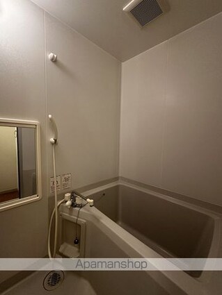 ディアス・セキネ[2K/40m2]のバス