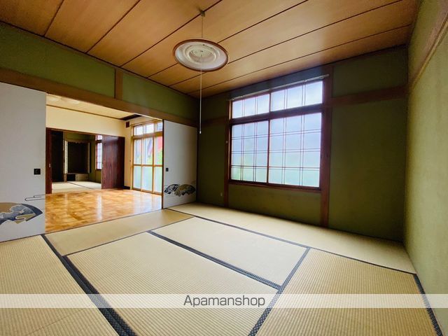 函館本線 五稜郭駅 徒歩47分 2階建 築52年の内装写真