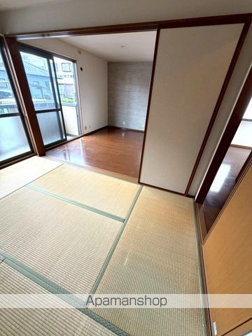 エスポアール日ノ出 A棟の内装写真
