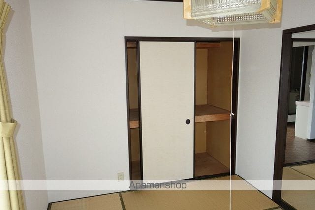 エントピア吉倉 A棟の内装写真