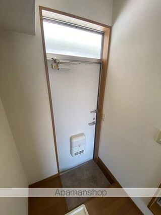 メゾンアルスＢ[1R/17.39m2]の玄関
