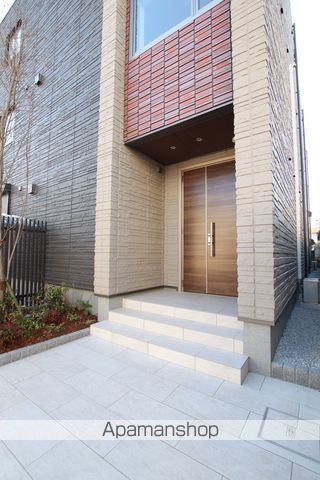 フェリーチェ南通町の玄関写真