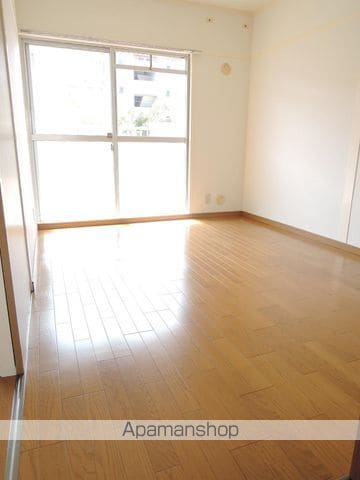 大町団地19棟の内装写真