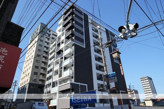 ピタゴラ箱崎の外観写真