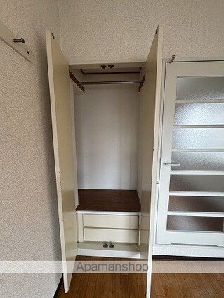 メゾンダイアナイン皆実[1DK/16.96m2]の収納