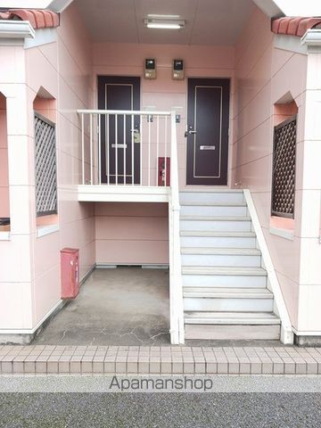 ボンジュールIIの玄関写真