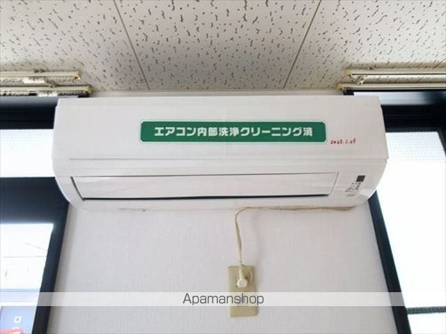 コモド柏原Iの内装写真
