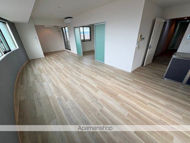 グレンパーク梅田北の内装写真