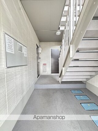 埼玉県八潮市大字木曽根[1LDK/43.6m2]のエントランス