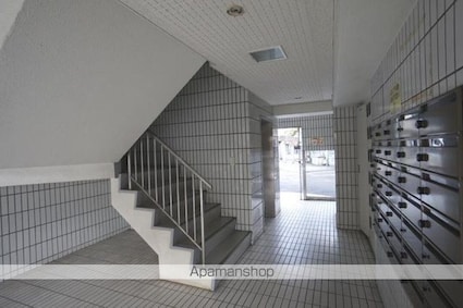 ロイヤルアネックス福音寺[2LDK/46.17m2]のエントランス