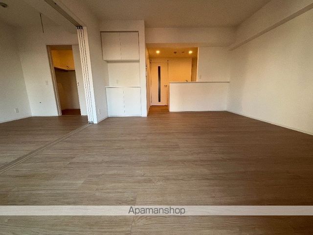 インシグニア渡辺通の内装写真