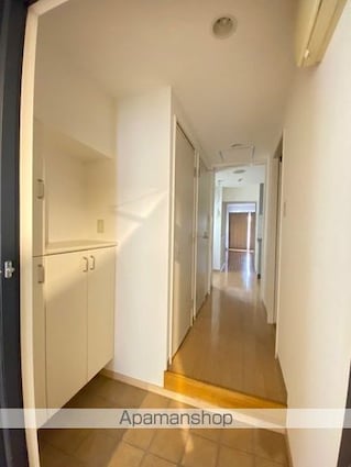 静岡県静岡市葵区両替町１丁目[1R/38.74m2]の玄関