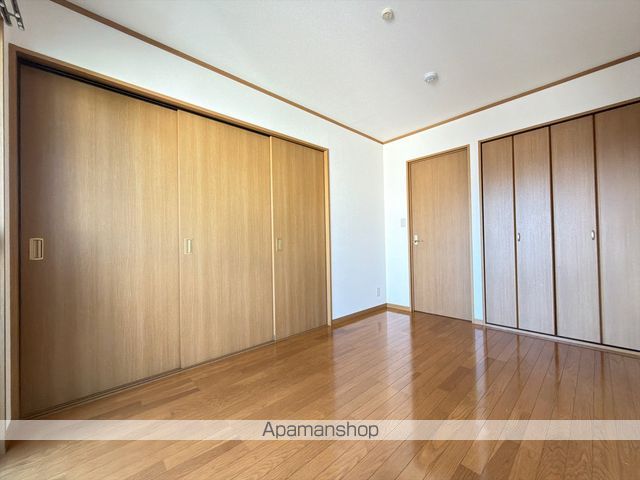 ミール彦成の内装写真