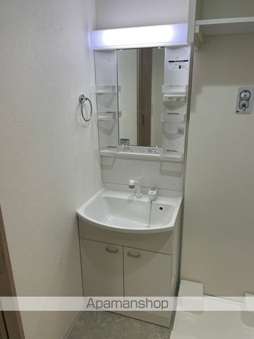 河原町レジデンスB棟の内装写真
